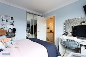 Photo 9- click for photo gallery